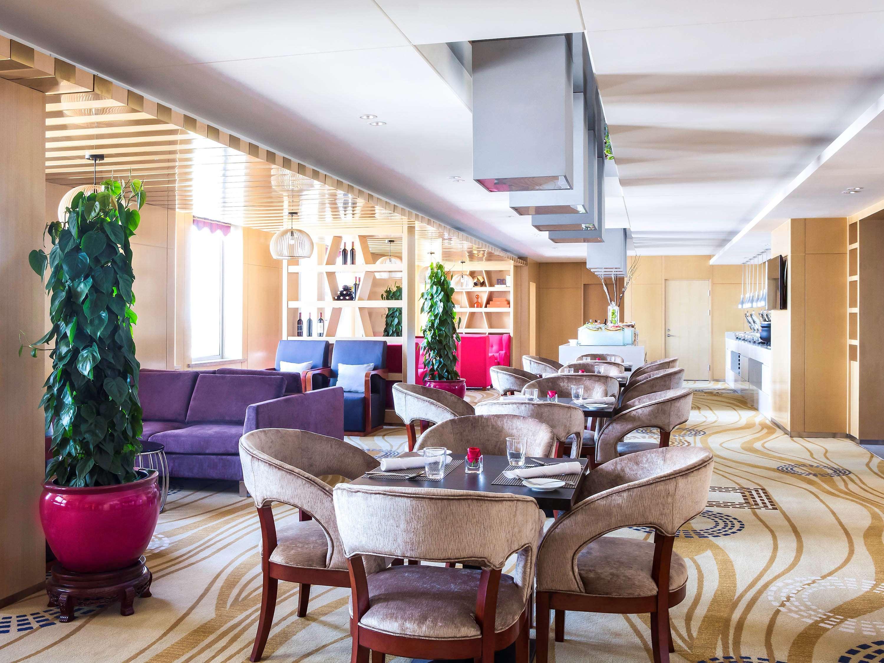 Novotel Daqing Haofang Экстерьер фото