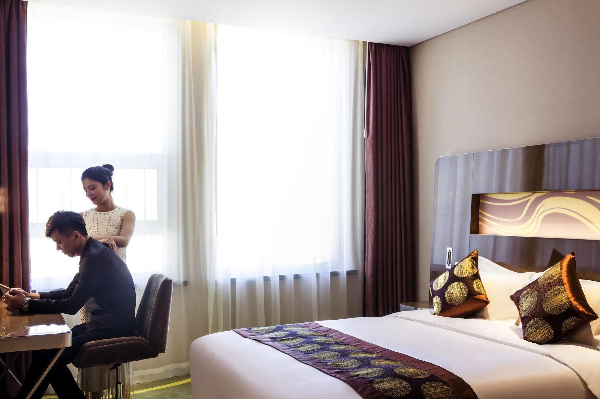 Novotel Daqing Haofang Экстерьер фото