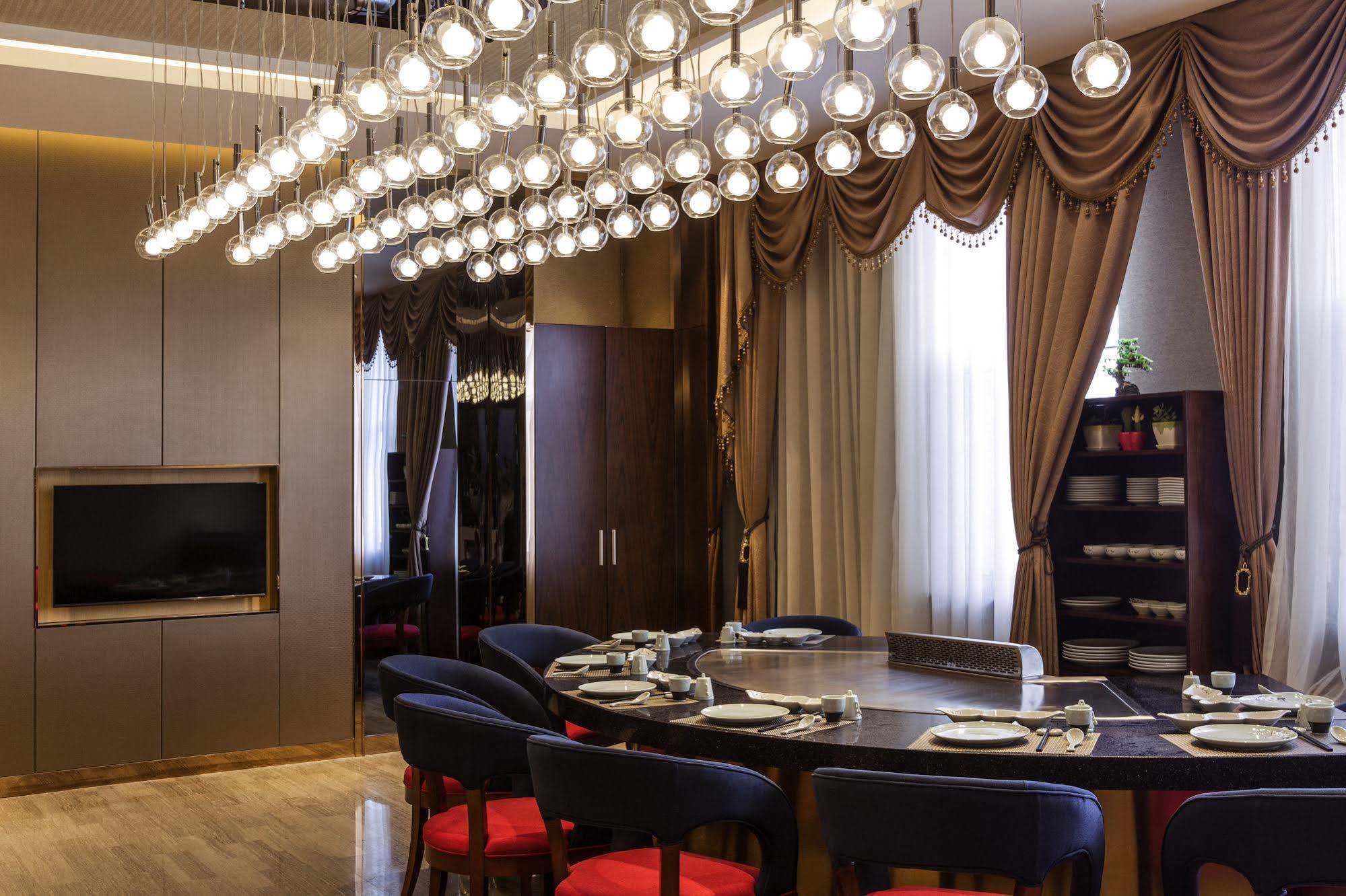 Novotel Daqing Haofang Экстерьер фото