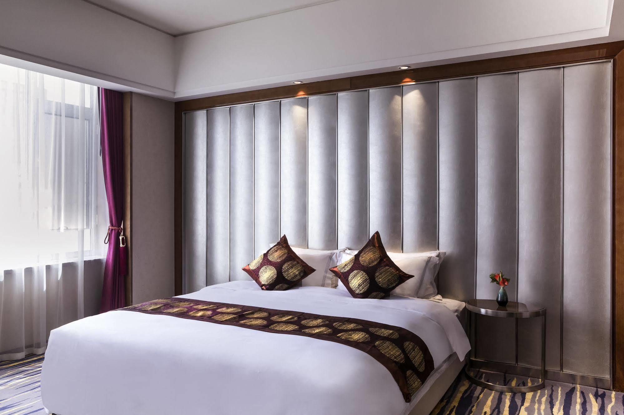 Novotel Daqing Haofang Экстерьер фото